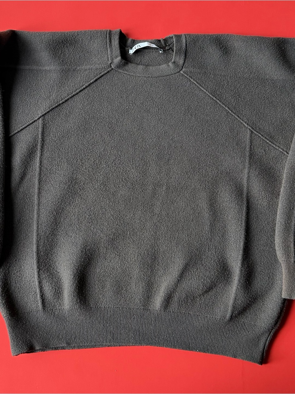 Zara Women’s Crewneck Sweater in Charcoal